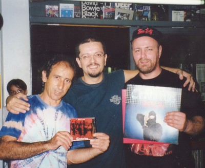 Luis (boss `Baratos Afins´), old Centurias member (sorry I forgot who it was!), and the author, in 2002